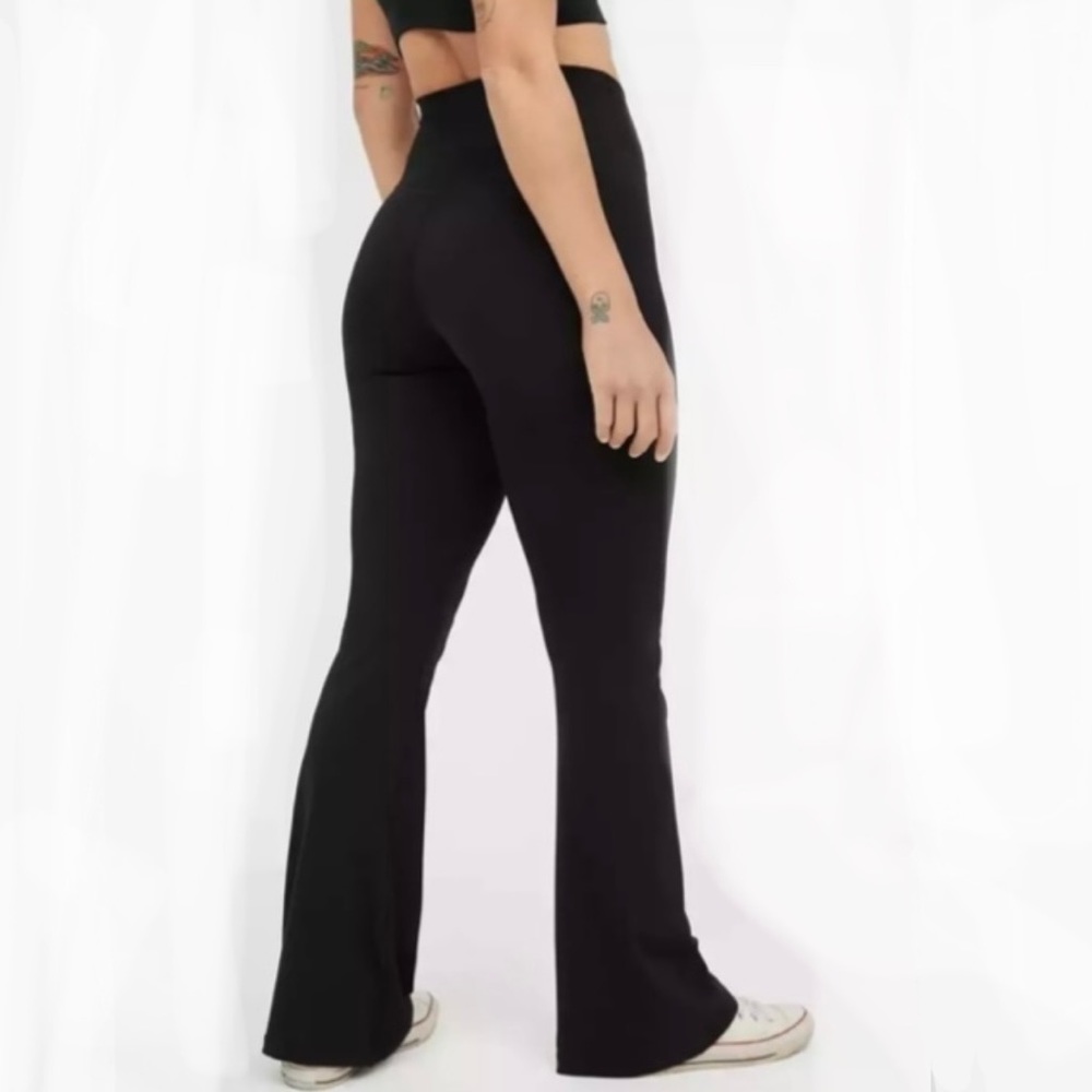 OFFLINE By Aerie Real Me High Waisted Crossover Flare Legging Black